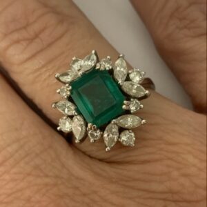 LOT 211