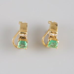 LOT 251