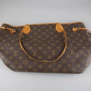LOT 324