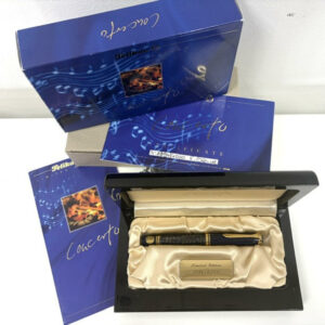LOT 198